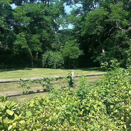 Enclave Inn Bridgehampton Exterior photo